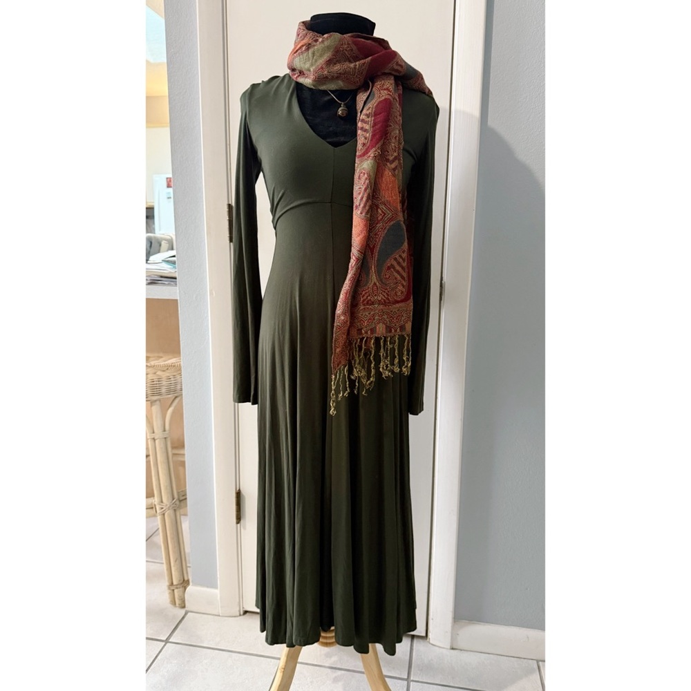 Aritzia Wilfred Olive Green Long Sleeve Maxi Dress